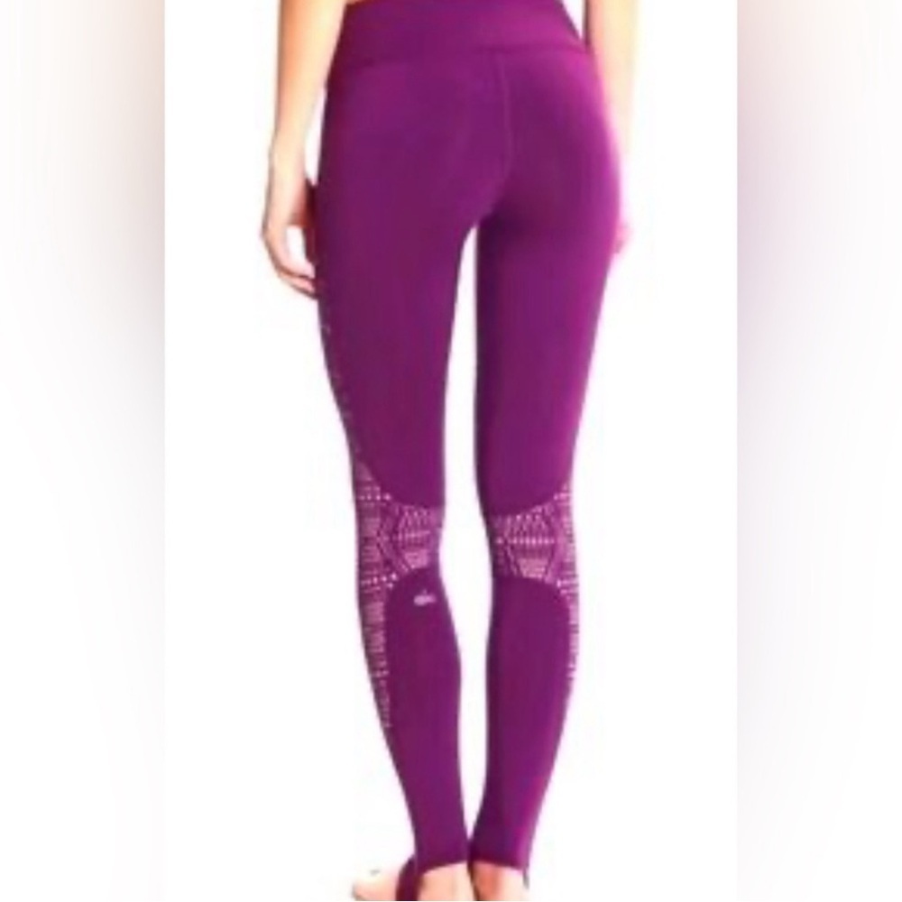 ALO Yoga West Coast Eyelet Leggings Size XS